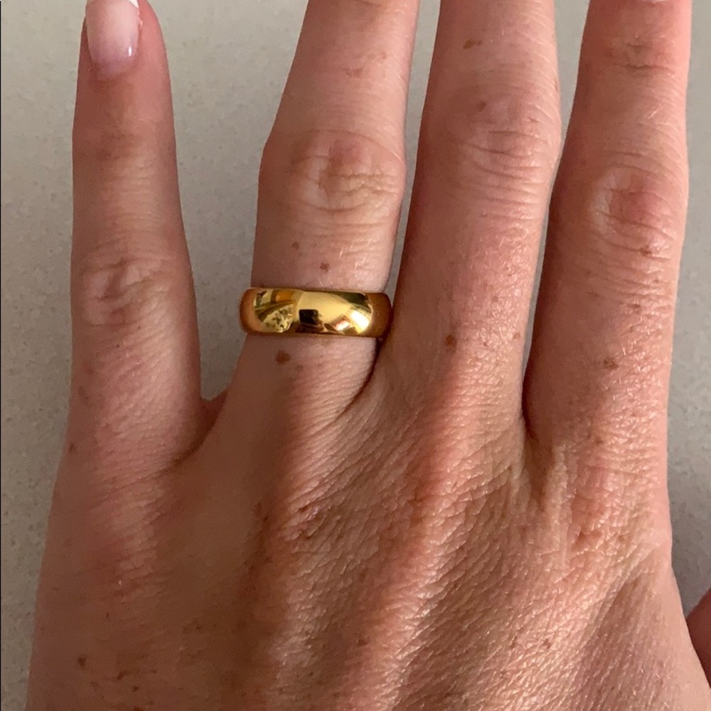 Gold Women’s Wedding Band